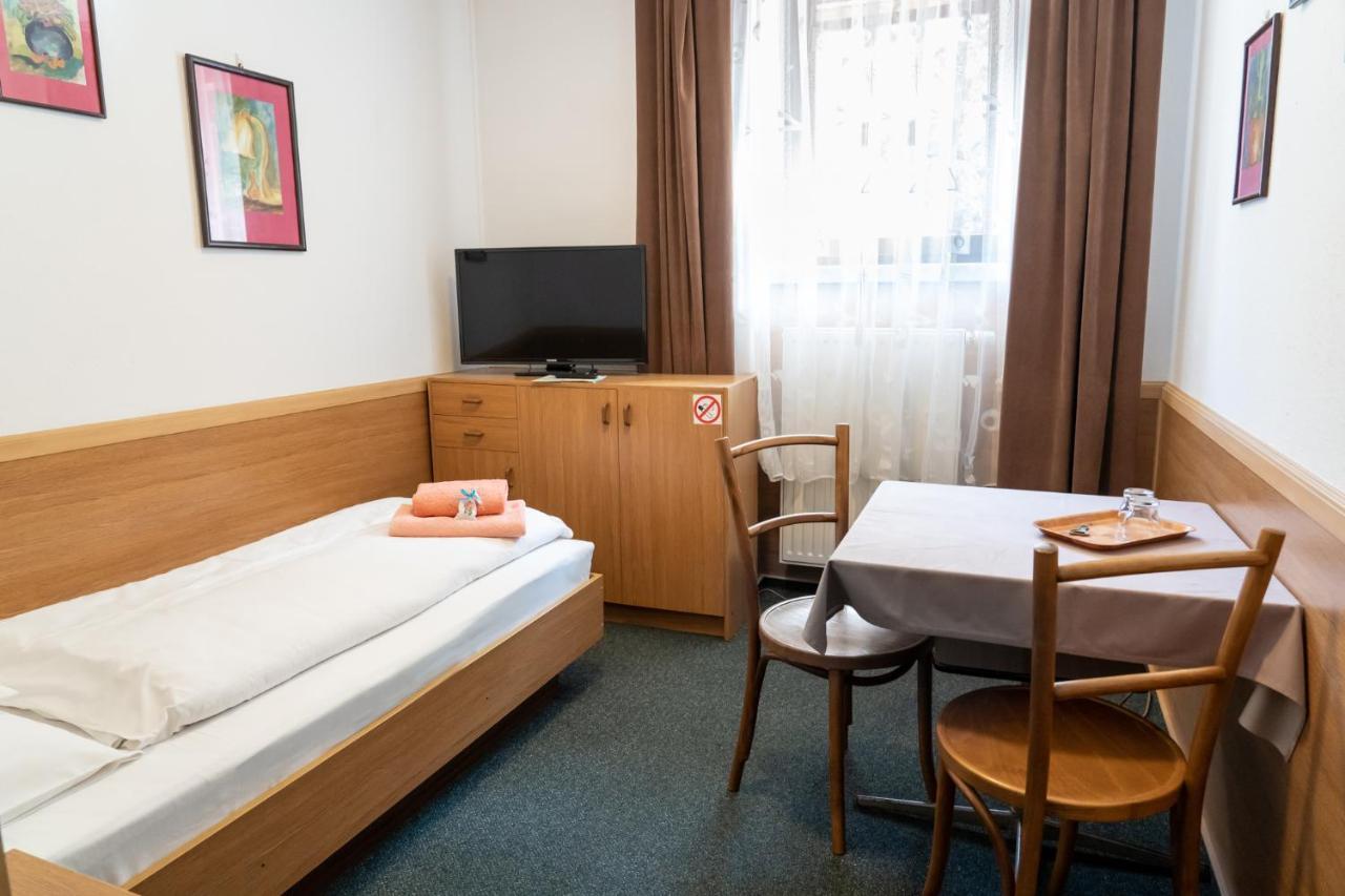 Hotel Beskid Bielsko-Biała Buitenkant foto